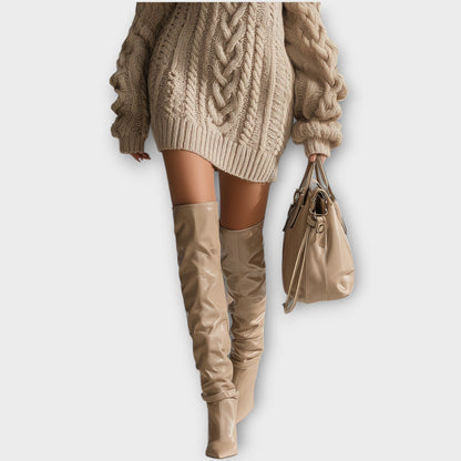 Robe Pull en Maille Tressée avec Épaules Dégagées