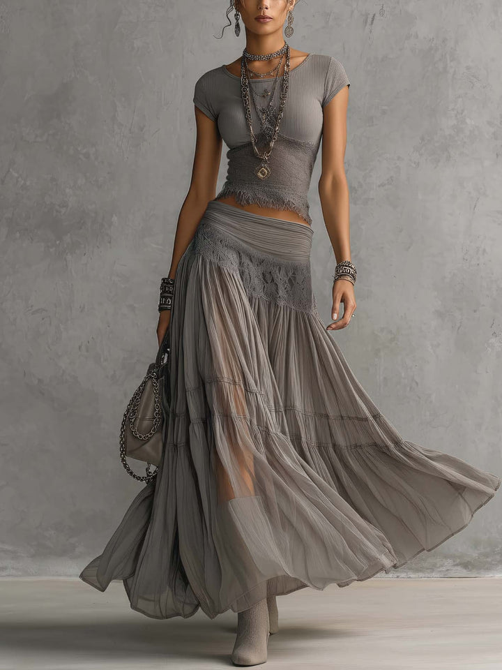 Alba - Ensemble complet avec top gris à panneaux en dentelle et jupe longue plissée