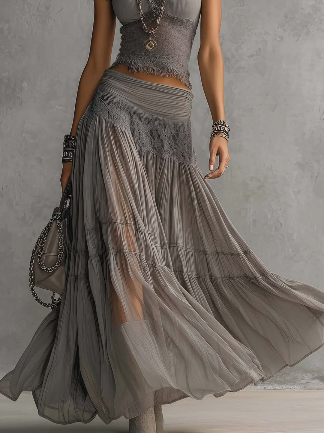 Alba - Ensemble complet avec top gris à panneaux en dentelle et jupe longue plissée