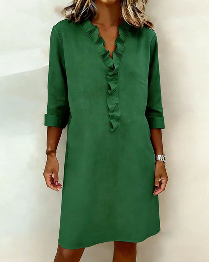 Robe Unie à Volants avec Col en V