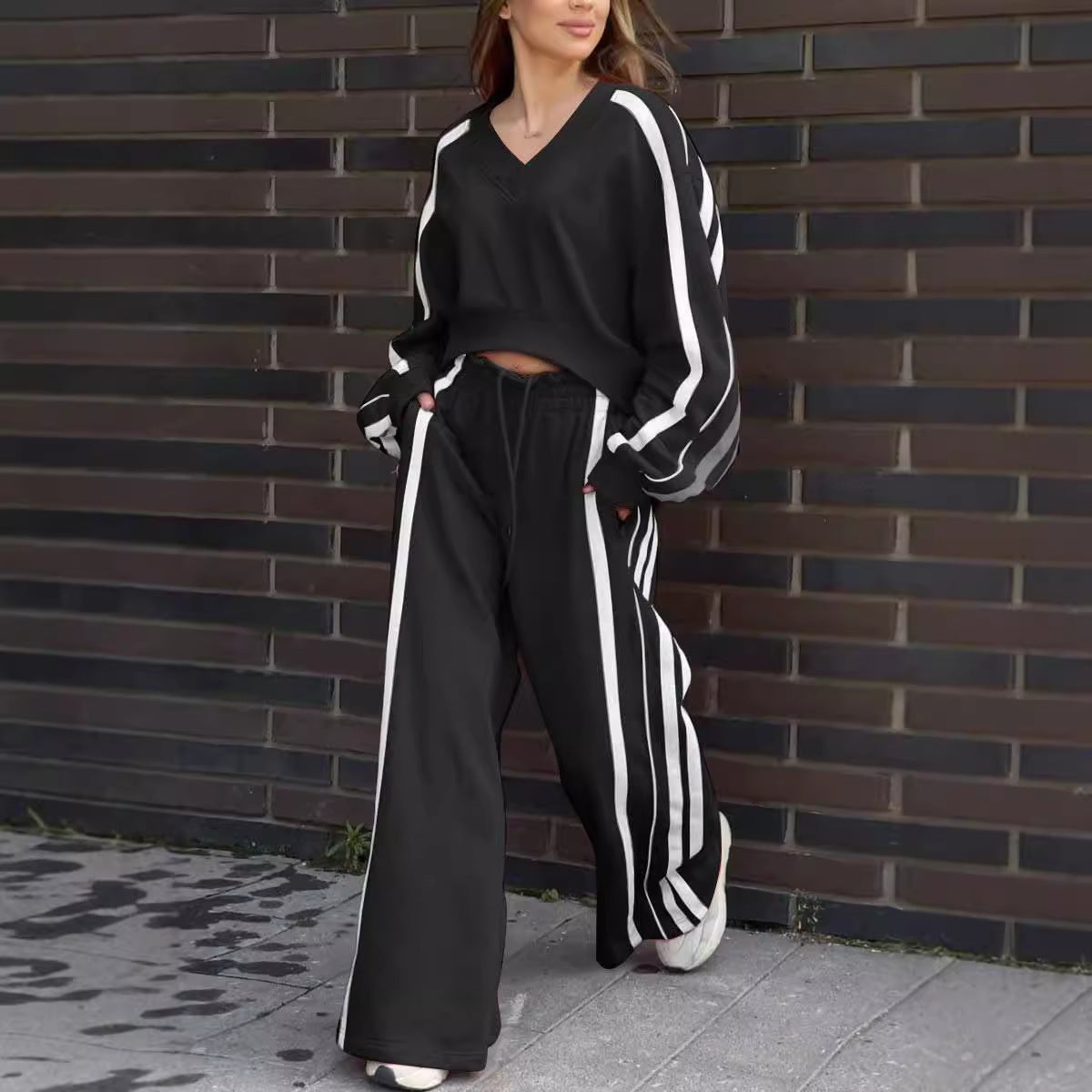 Ensemble de deux pièces en maille rayée et pantalon large
