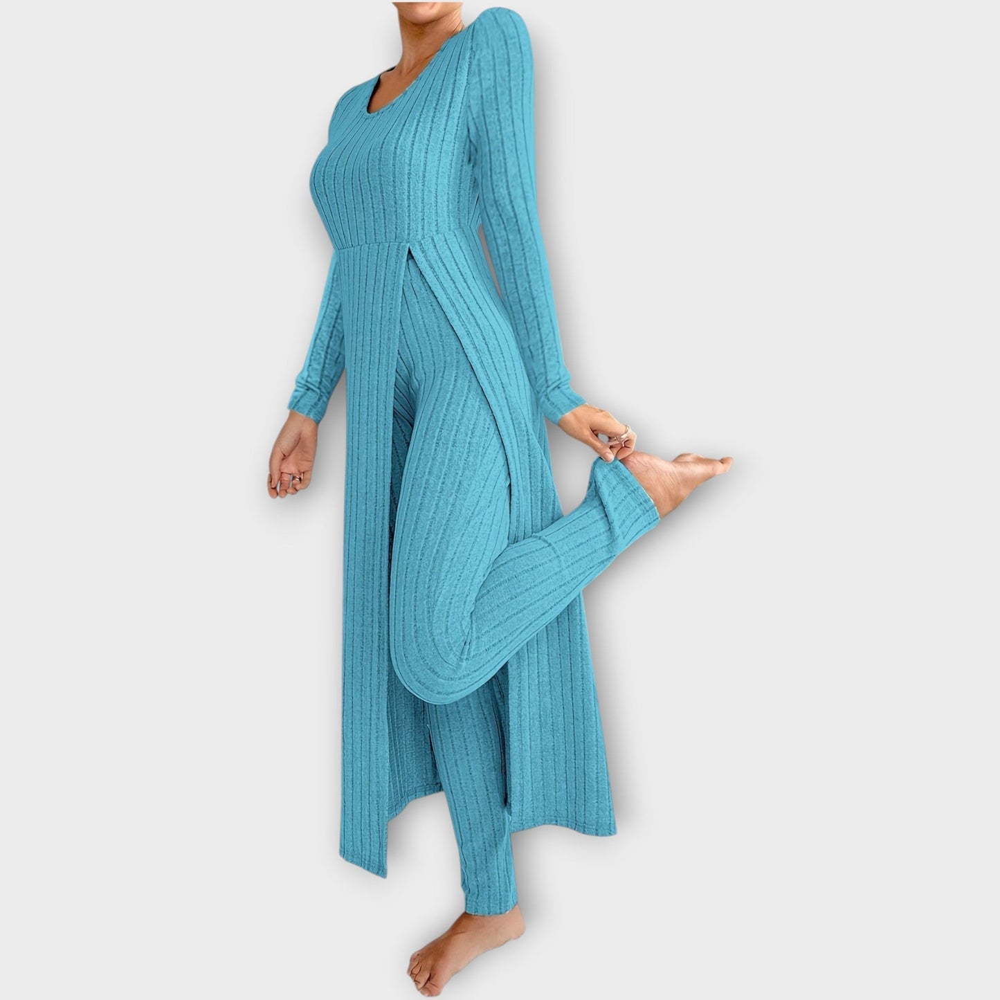 Ensemble de détente en tricot côtelé avec tunique fendue