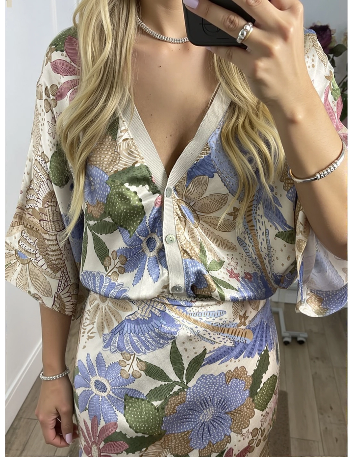 Chemisier Off-Shoulder en Satin Imprimé Floral Exquis