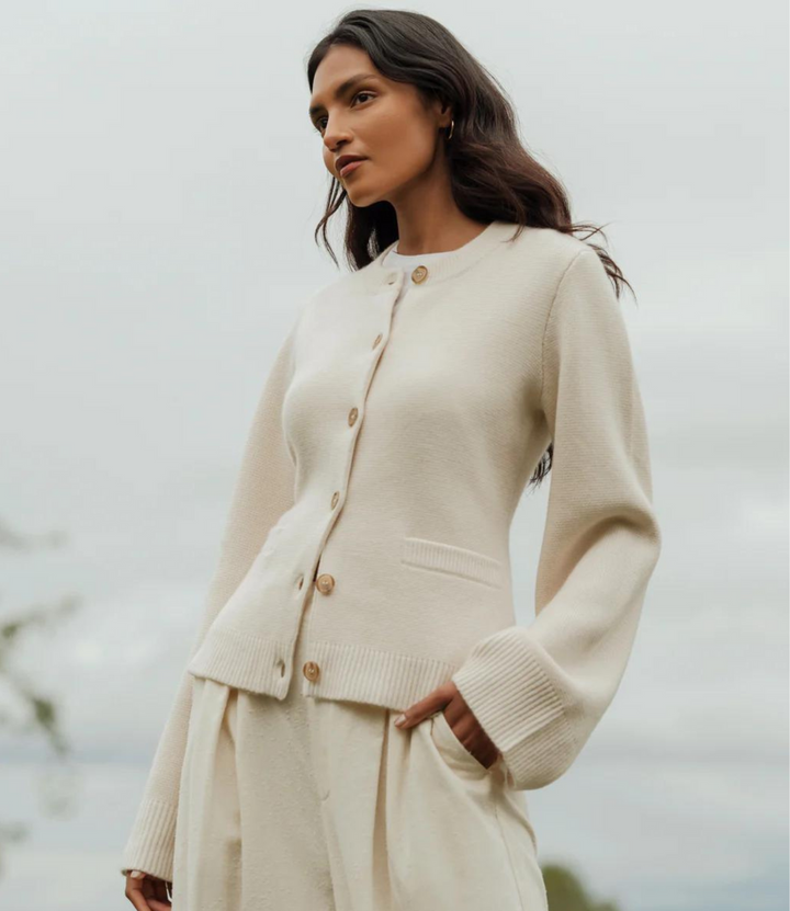 BELLAMY – CARDIGAN ÉLÉGANT À MANCHES ÉVASÉES