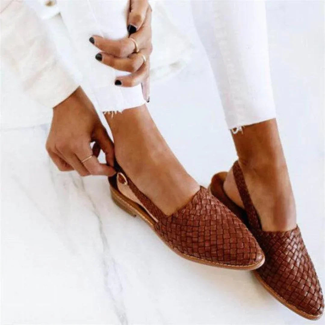 Luna - Chaussures tressées