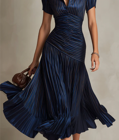 Adria | Robe midi en satin à rayures vintage