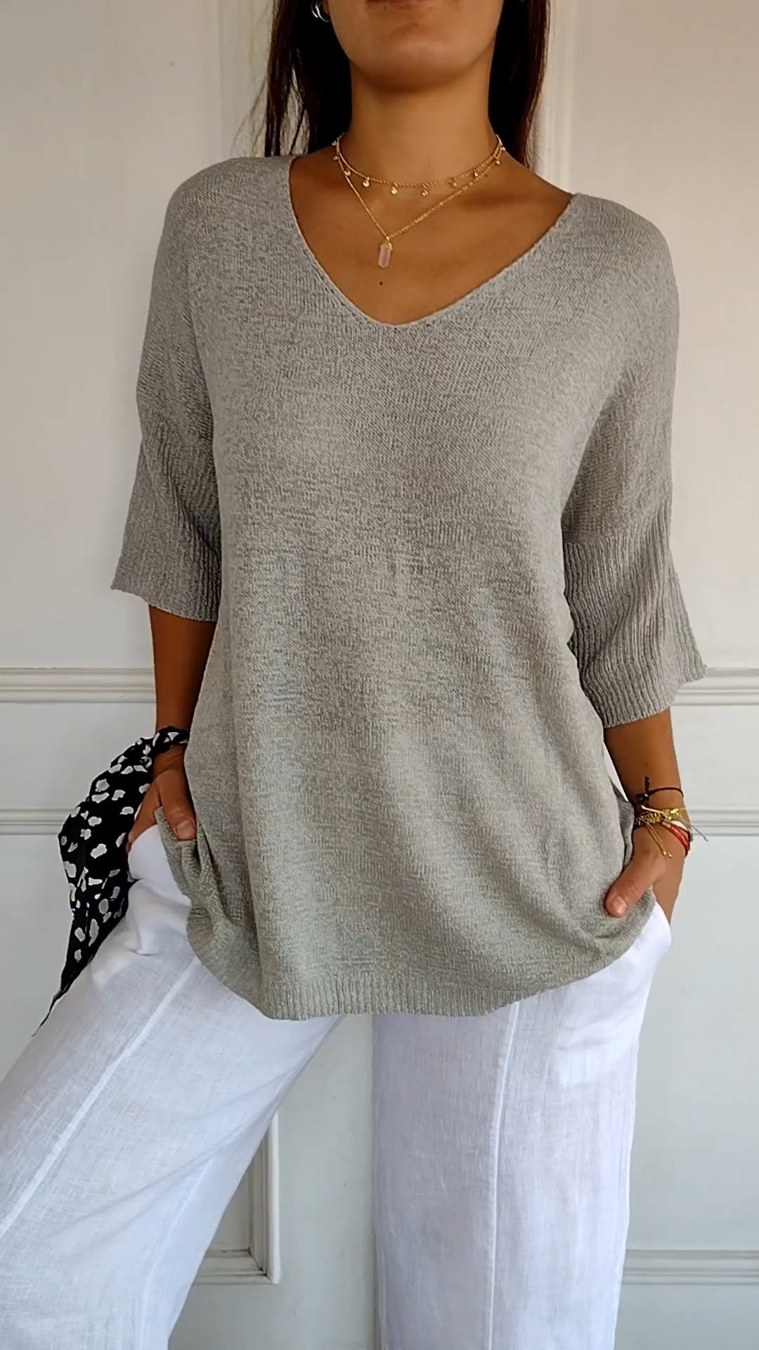 AINI - TOP EN TRICOT À COL EN V