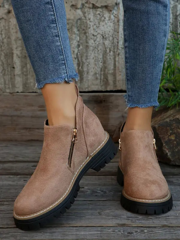 Klara - Bottes Urbaines Résistantes