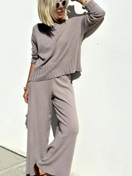 Ensemble Femme : Haut Col Rond & Pantalons Amples