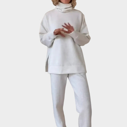 Ensemble de détente à col roulé