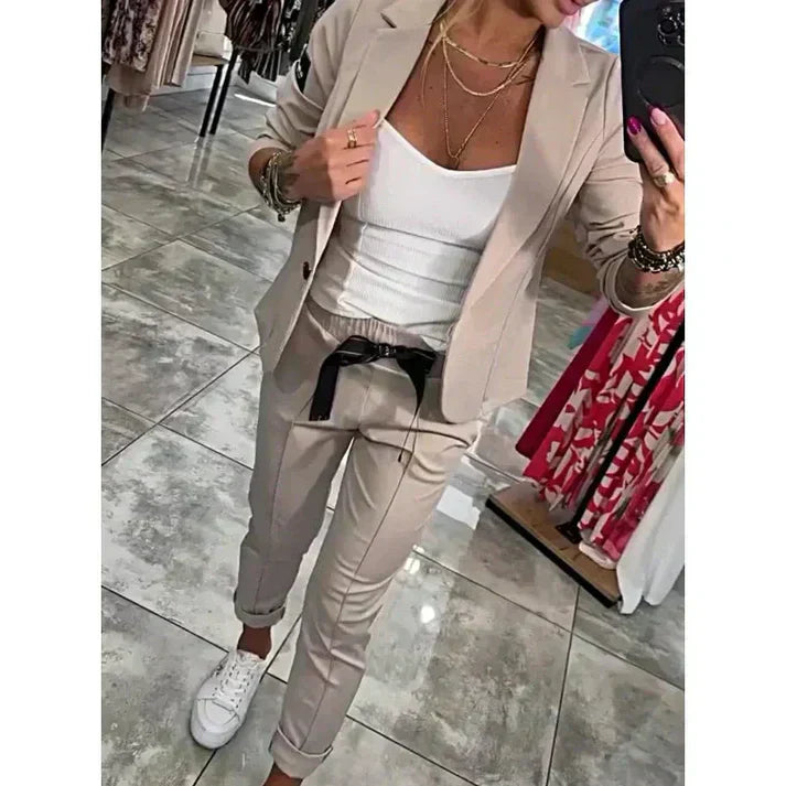 Ariane | Ensemble Blazer et Pantalon Élégant