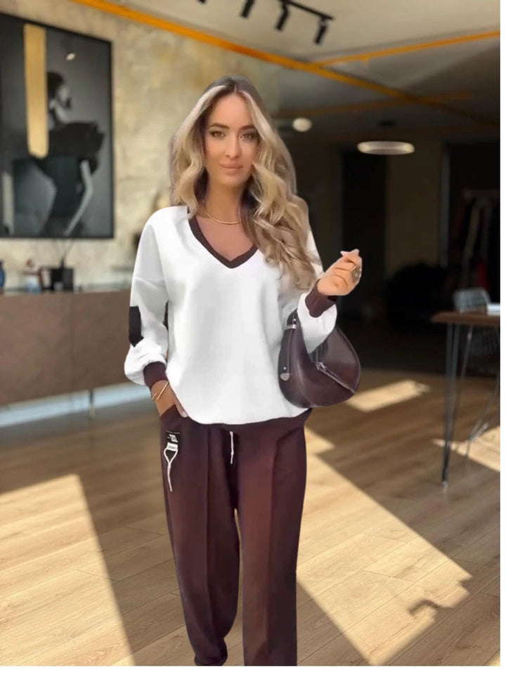ALINA – ENSEMBLE DE DETENTE À COL EN V SOUPLE BICOLOR