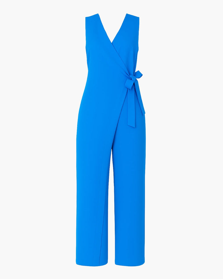 Combinaison élégante avec ceinture