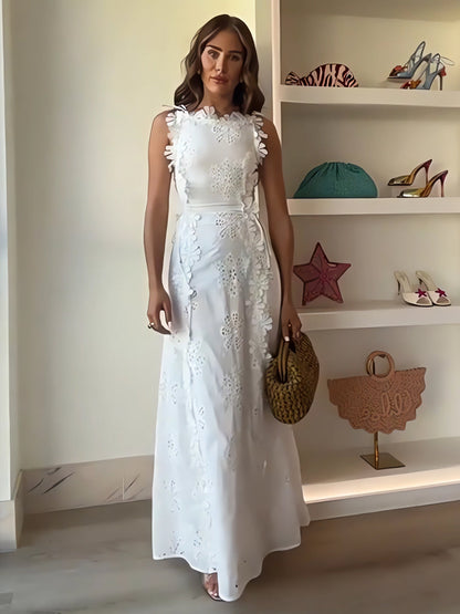 Éliora – Robe Maxi en Dentelle Florale avec Bretelles Ajustables