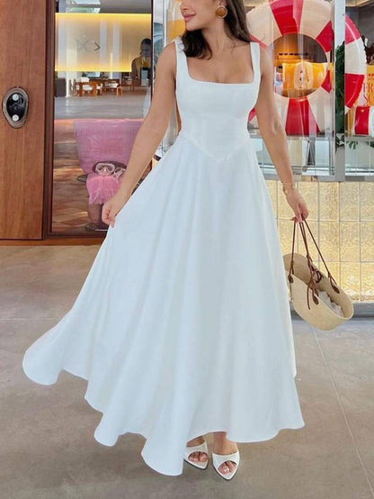 Elara | Robe Midi à Col Carré Élégante