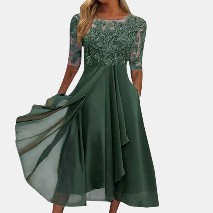 Chloe | Robe en Dentelle Élégante