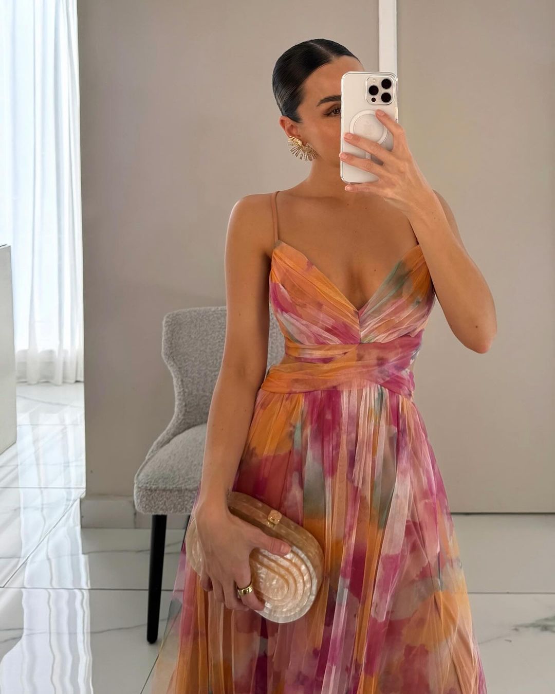 Aira - Robe Longue Élégante avec Lacets