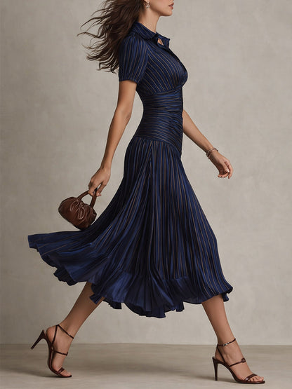 Adriana - Robe Midi en Satin à Rayures Rétro