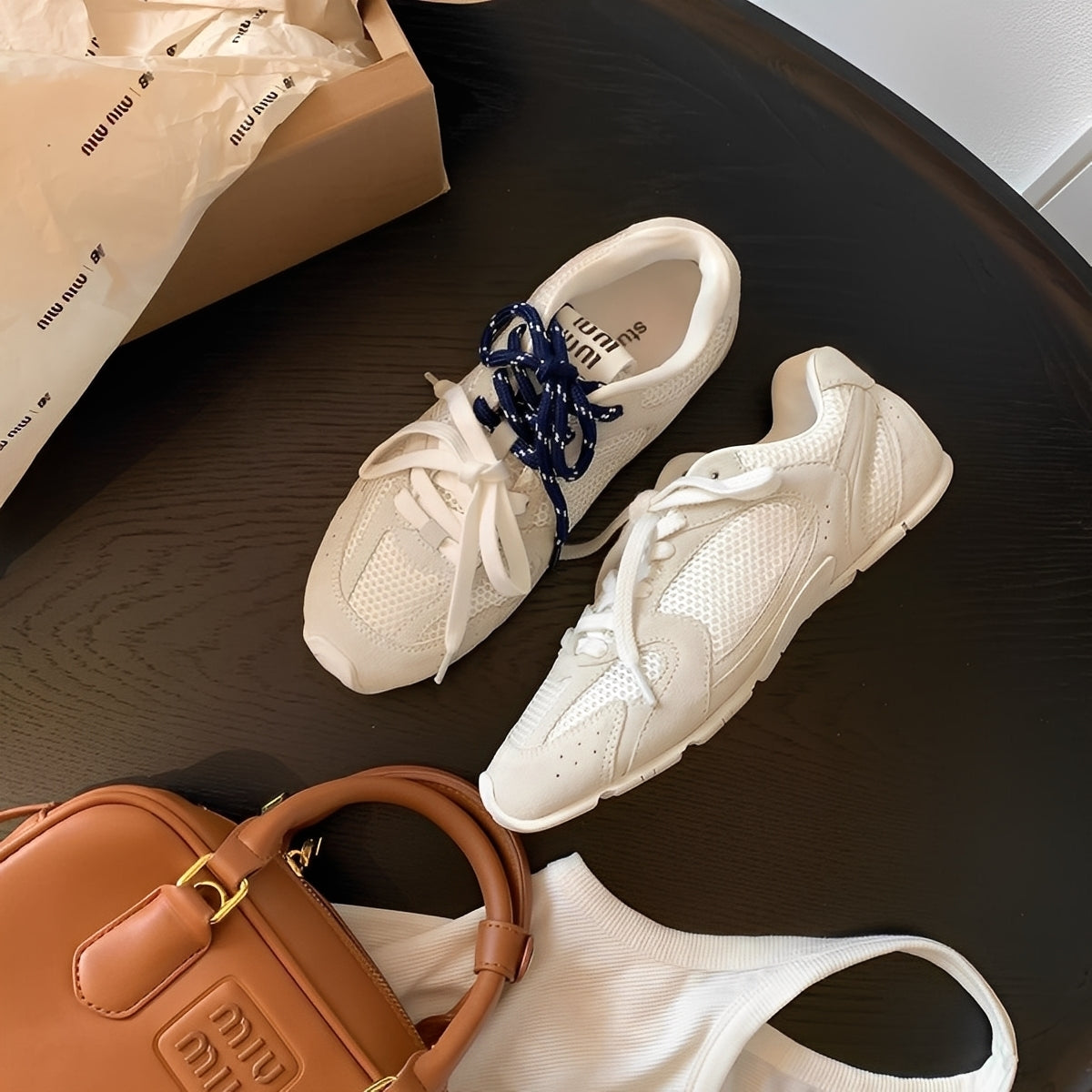 Abril - Chaussures haut de gamme au style rétro