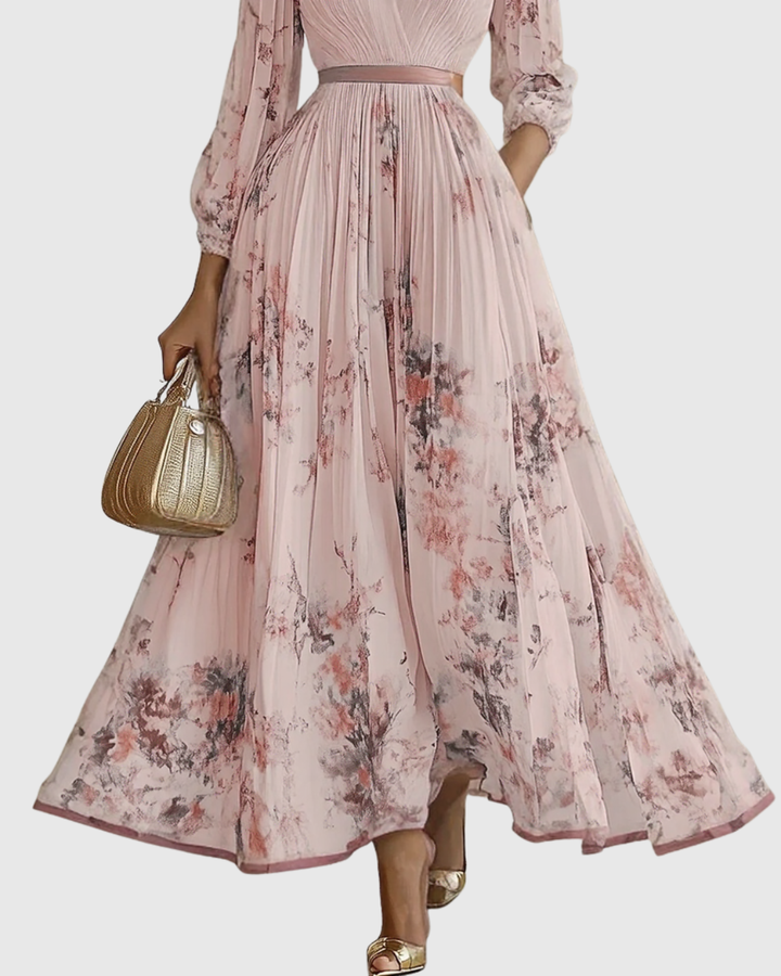 Adeline – Robe Maxi Fluide avec Plis Élégants