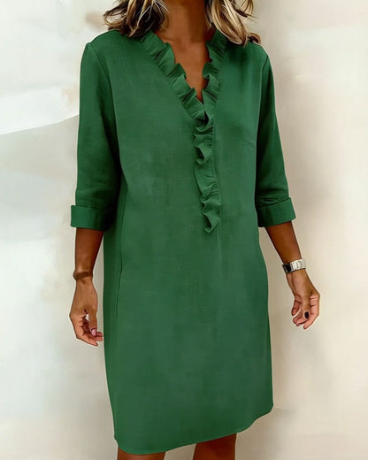 Robe Unie à Volants avec Col en V