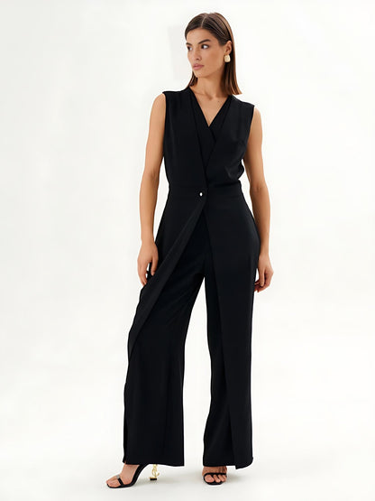Mono noir sans manches avec effet enveloppant et jambe large