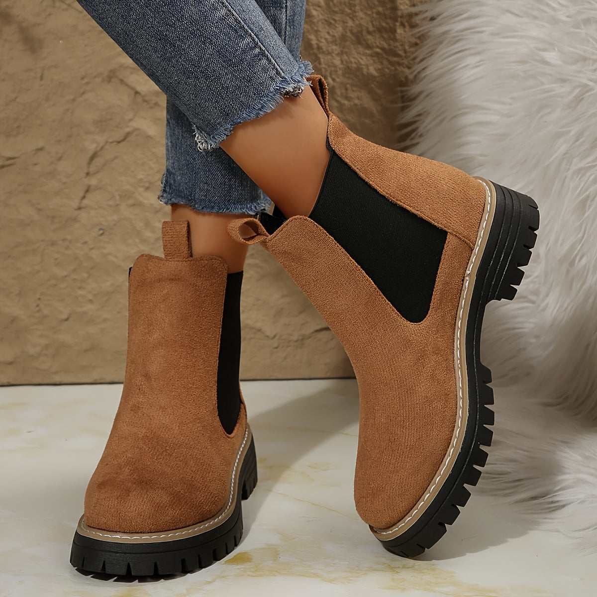 Bottines pour femmes en couleur unie avec semelle épaisse