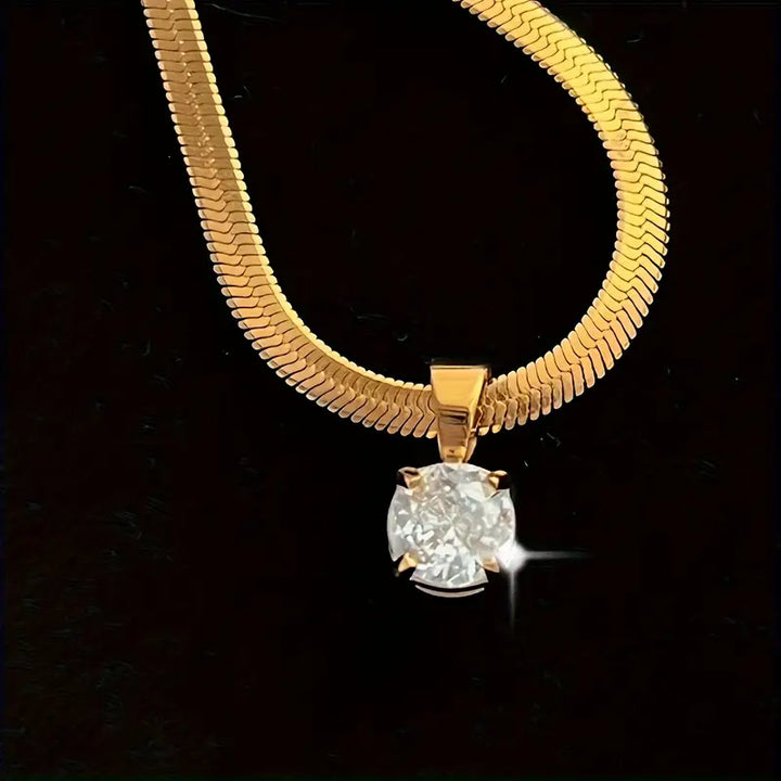 Collier élégant avec un pendentif en zircon | Or