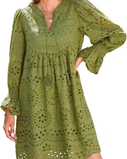 Paisley - Élégante robe midi avec découpes
