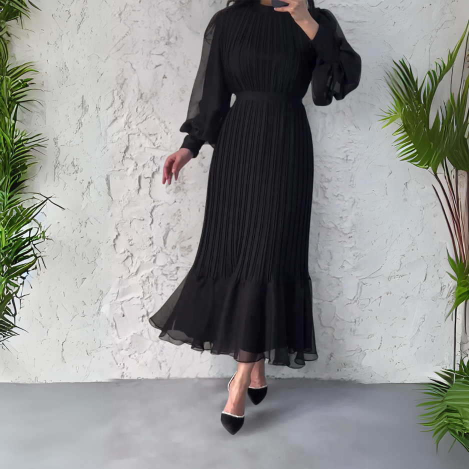Robe de Soirée Élégante Automnale avec Détails en Tulle