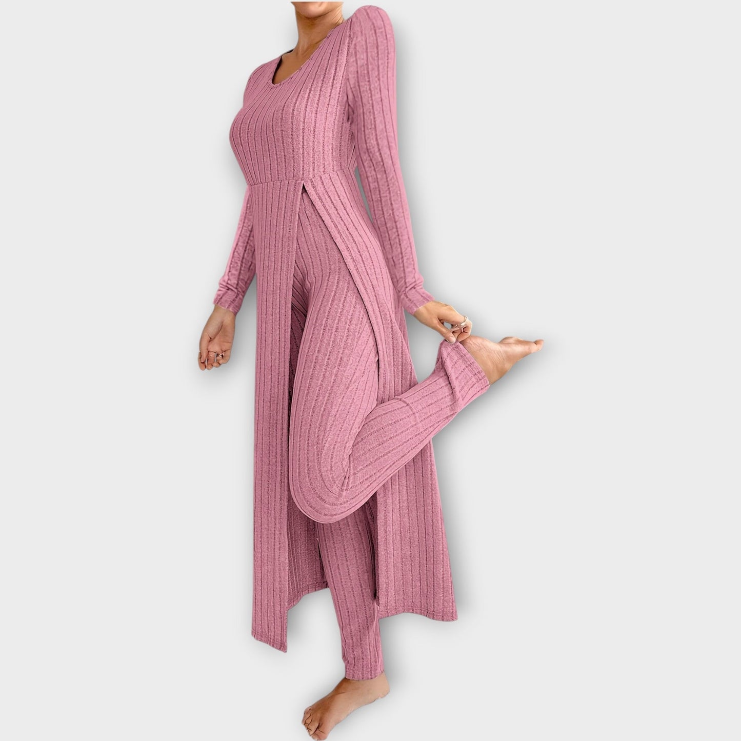 Ensemble de détente en tricot côtelé avec tunique fendue