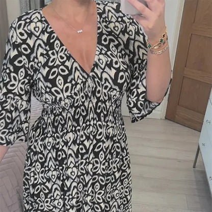 Hazel | Robe Midi à Coupe Géométrique