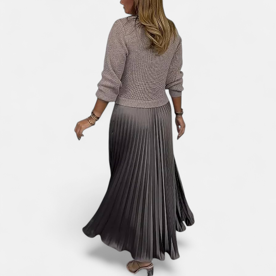 Claudia - Robe maxi avec pull et jupe plissée