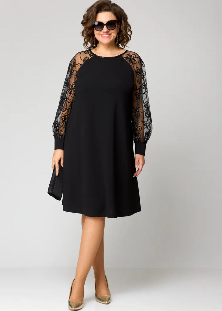 Elara - Robe avec Manches en Dentelle