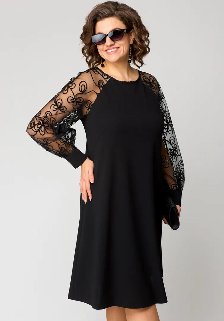 Elara - Robe avec Manches en Dentelle