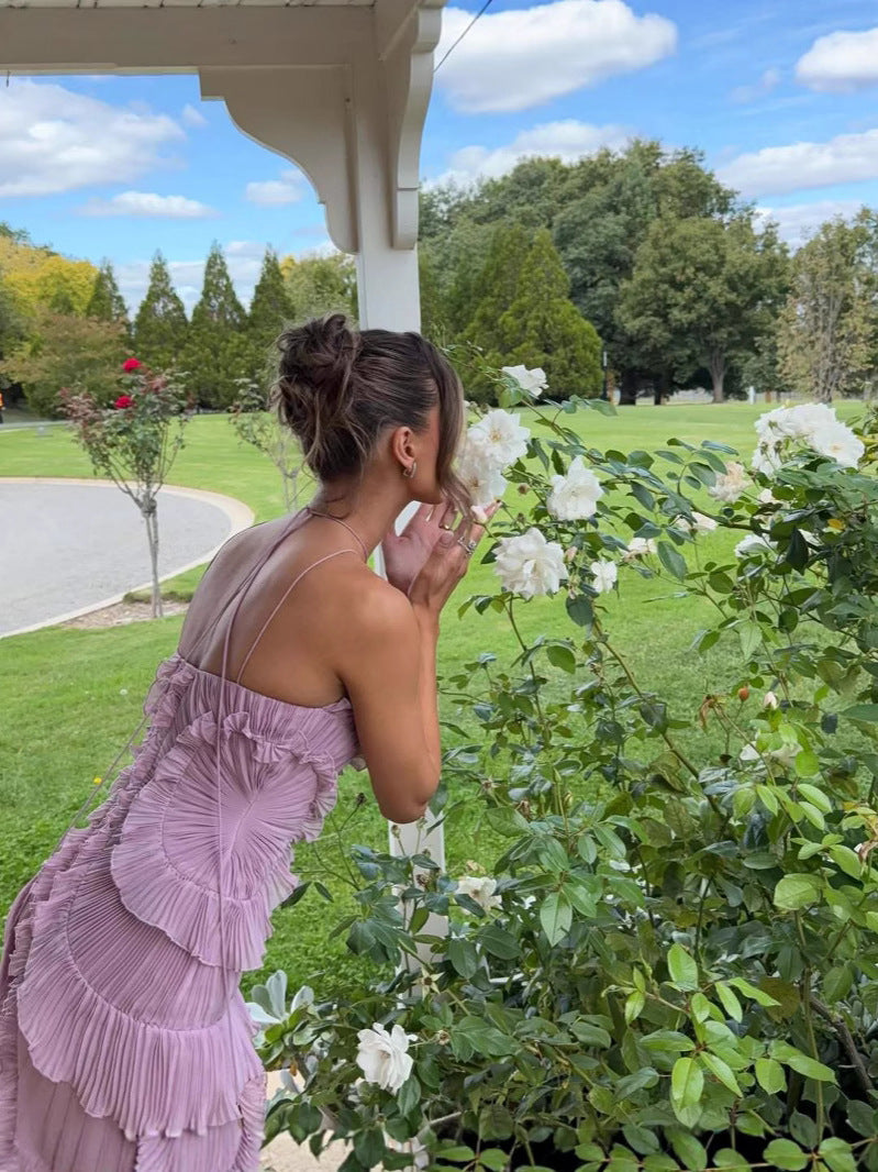Francesca | Robe Longue Plissée – Décolleté Halter et Volants Uniques