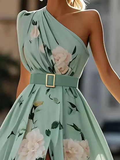 Julie | Robe Maxi en Chiffon Floral Vert Clair à Épaule Dénudée