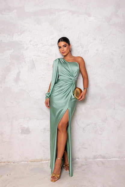 Isabelle - Robe Élégante avec Finesse