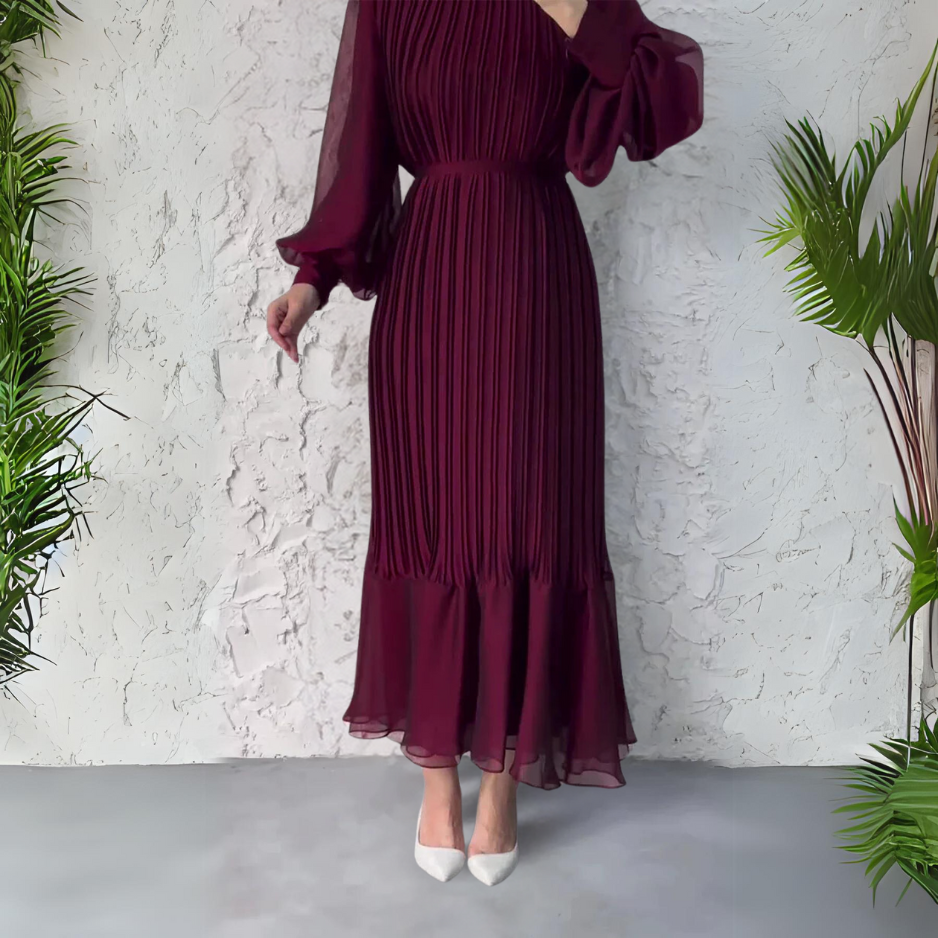 Robe de Soirée Élégante Automnale avec Détails en Tulle