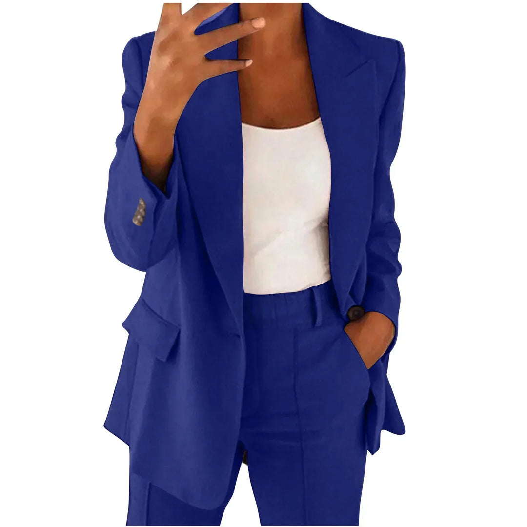 ALVERIA – ENSEMBLE BLAZER ET PANTALON ÉLÉGANT POUR UN STYLE ÉLEVÉ