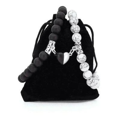 BRACELETS AMORE - Howlite & Onyx