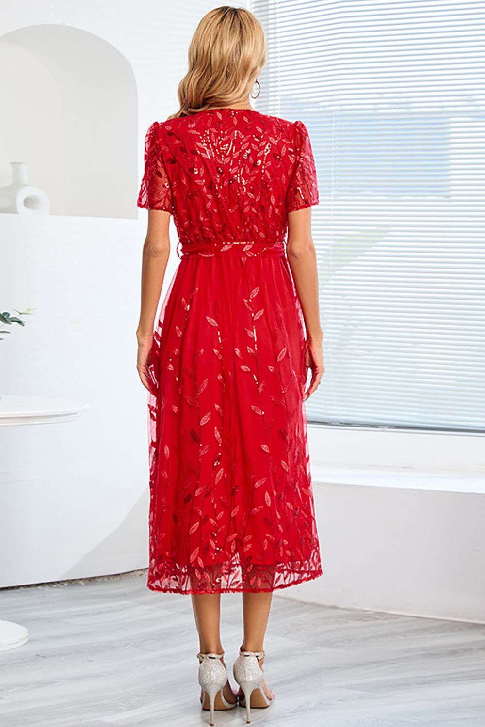 Robe Estiva Élégante et Intemporelle - Coupe Fluide Sophistiquée