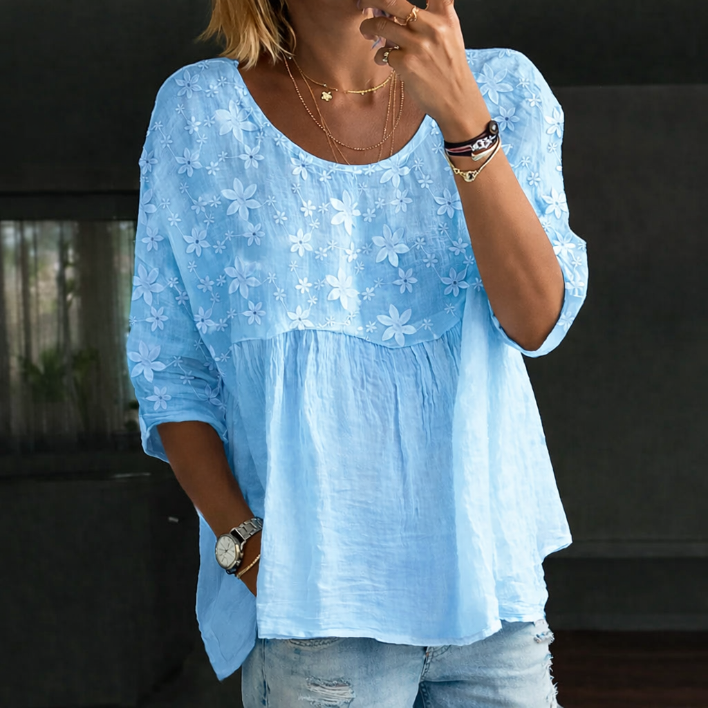 Blouse Patchwork avec Fleurs Brodées – Design Bohème avec Broderie Détail