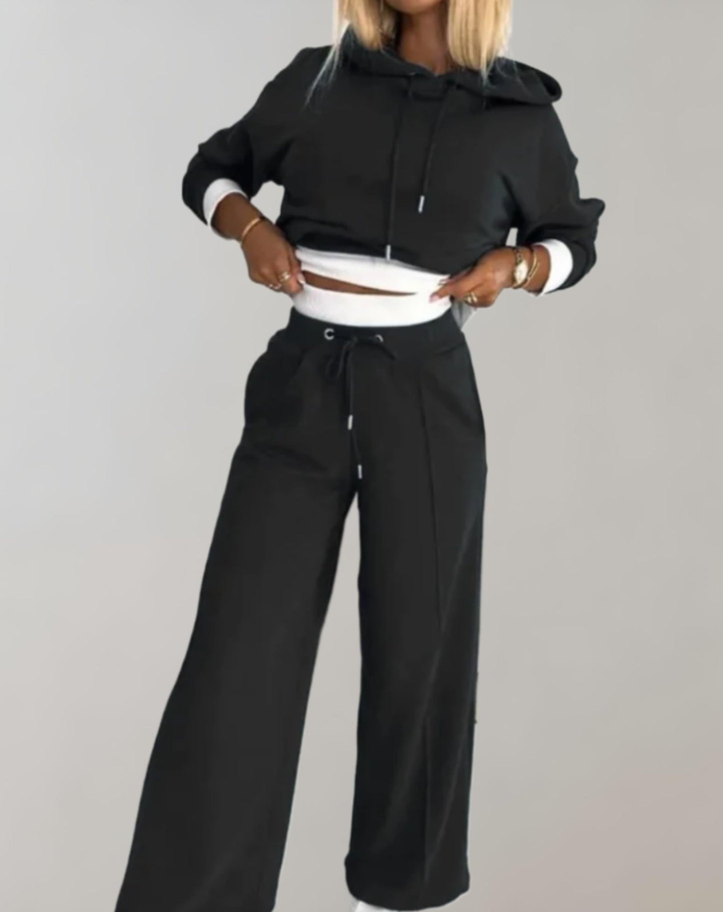 Ensemble femme deux pièces – Sweat-shirt court à capuche et pantalon large