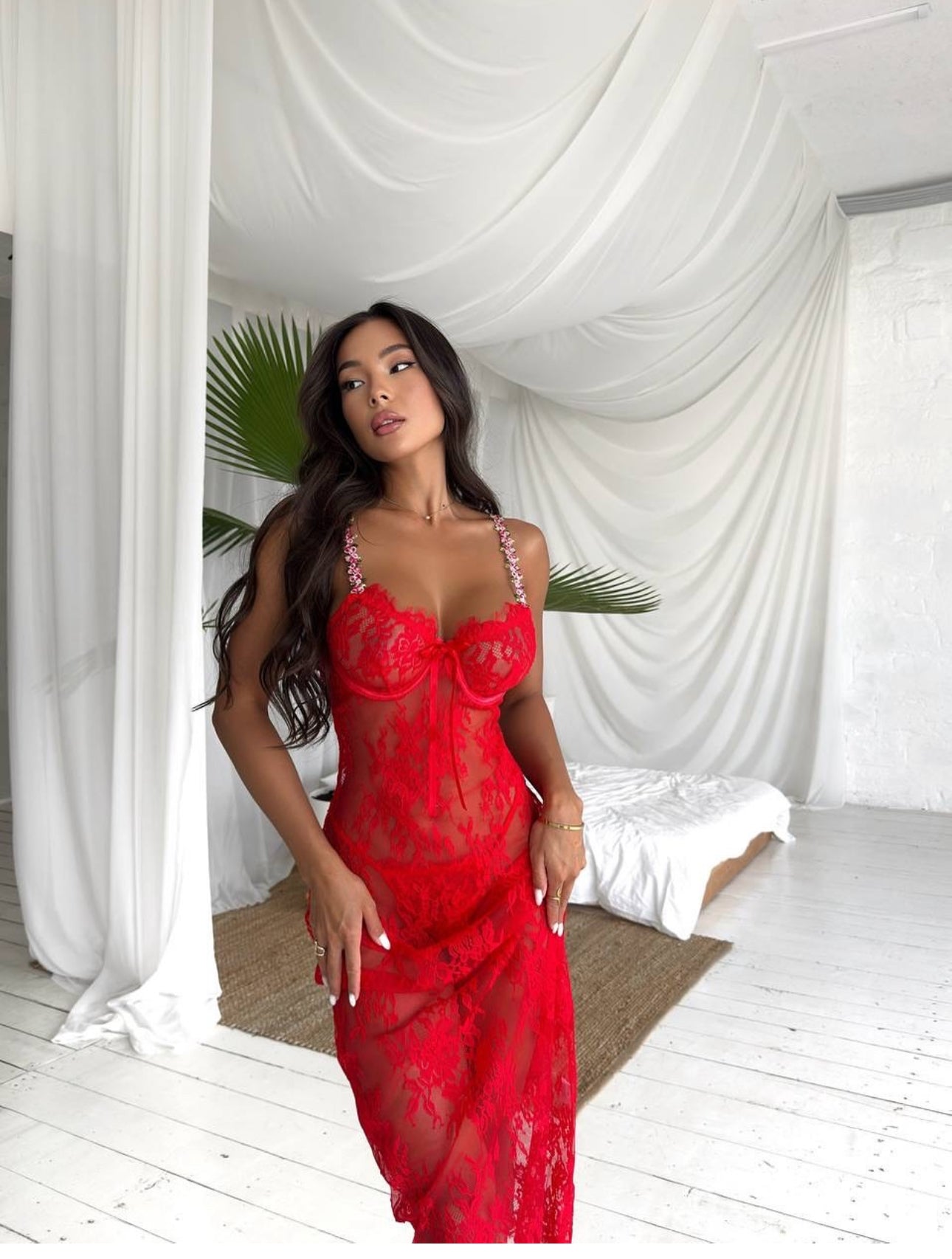 Georgina™ | Robe de nuit transparente Pétales de Minuit