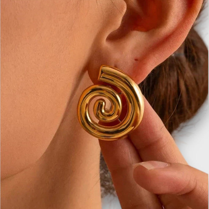 Jay – Boucles d'oreilles spiralées avec légèreté moderne