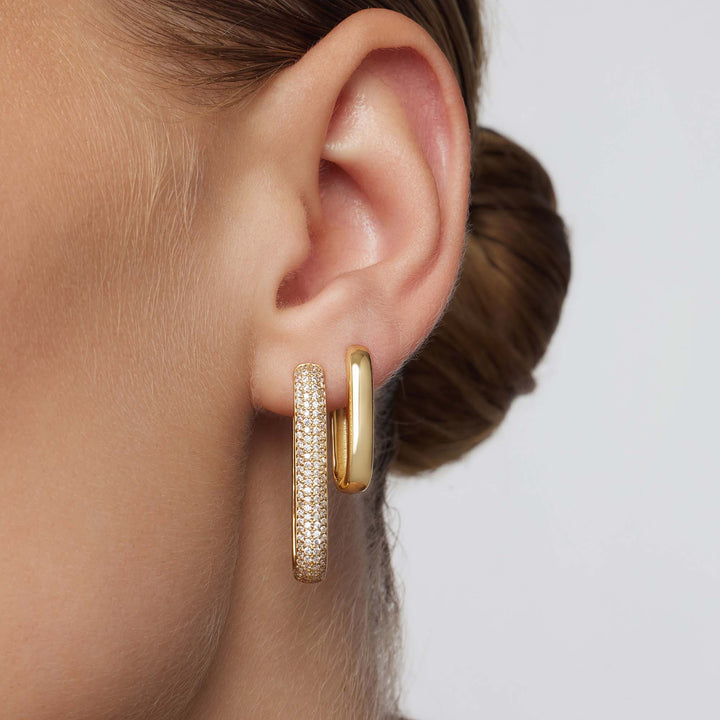 Boucles d'oreilles en forme de pavé avec grande icône | Or 16k