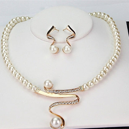 Collier de Perles Naturelles + Ensemble Boucles d'Oreilles