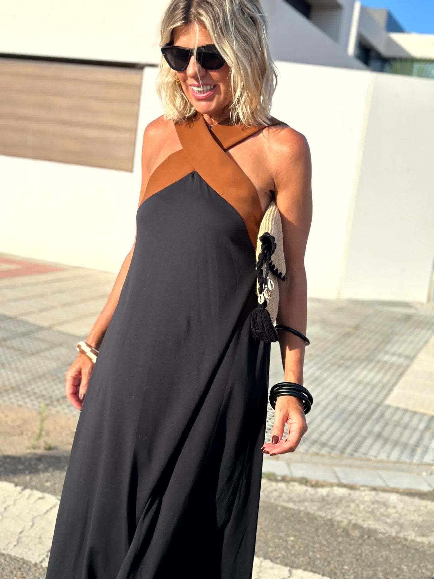 Sienna | Robe Élégante avec Dos Découvert et Col Croisé à la Mode
