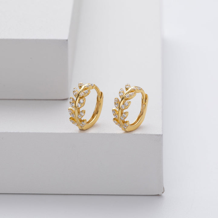 Boucles d'oreilles créoles en feuille d'argent